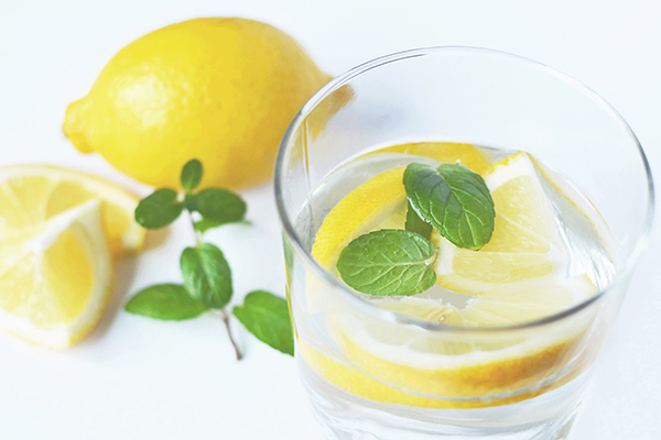 飲料企業(yè)為了滿足消費者不斷變化的需求，需要進行不斷的飲料產(chǎn)品研發(fā)工作