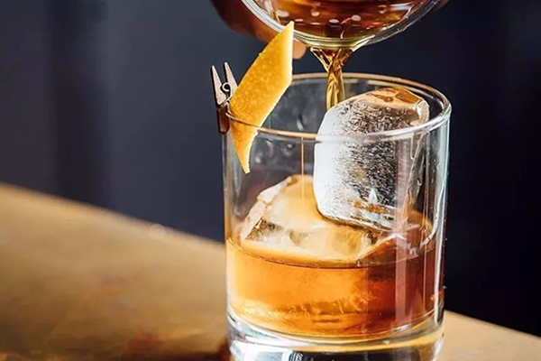 配制酒產(chǎn)品研發(fā)--獨(dú)特釀造工藝，香醇口感盡在指尖